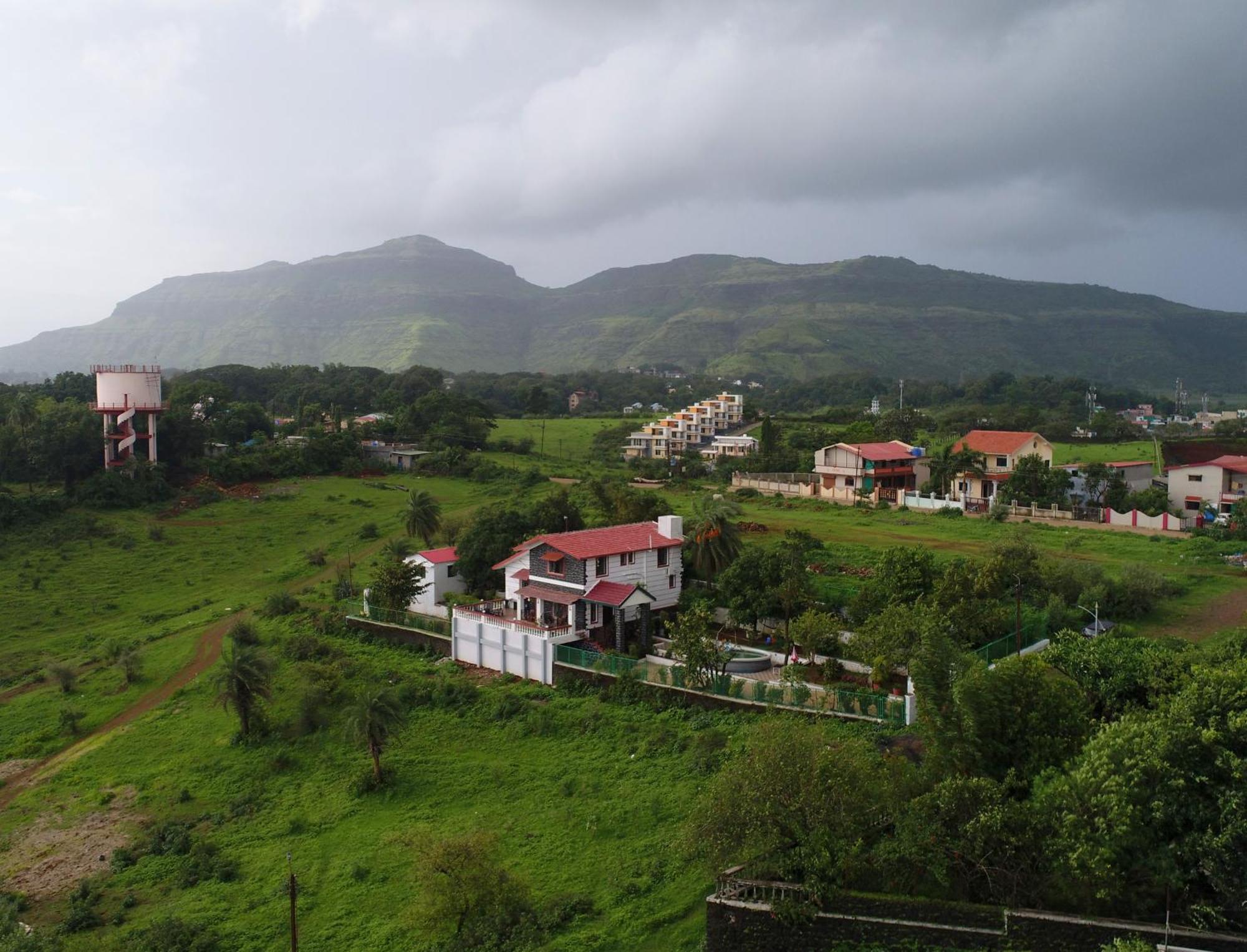Nysa Villa & Homestay By Stayatlas إيغاتبوري المظهر الخارجي الصورة