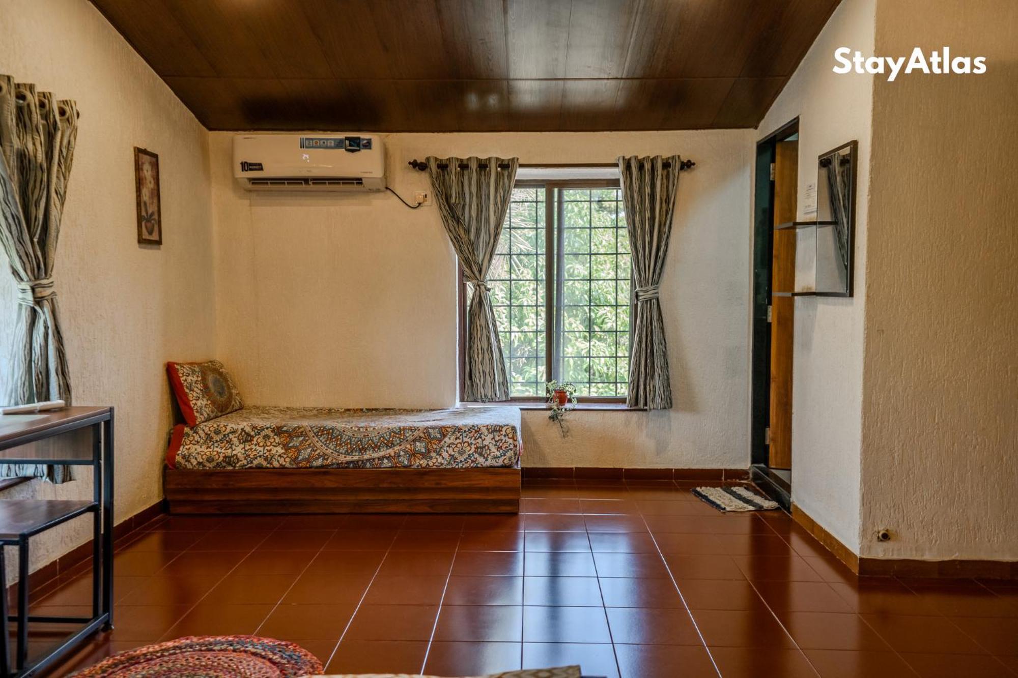 Nysa Villa & Homestay By Stayatlas إيغاتبوري المظهر الخارجي الصورة